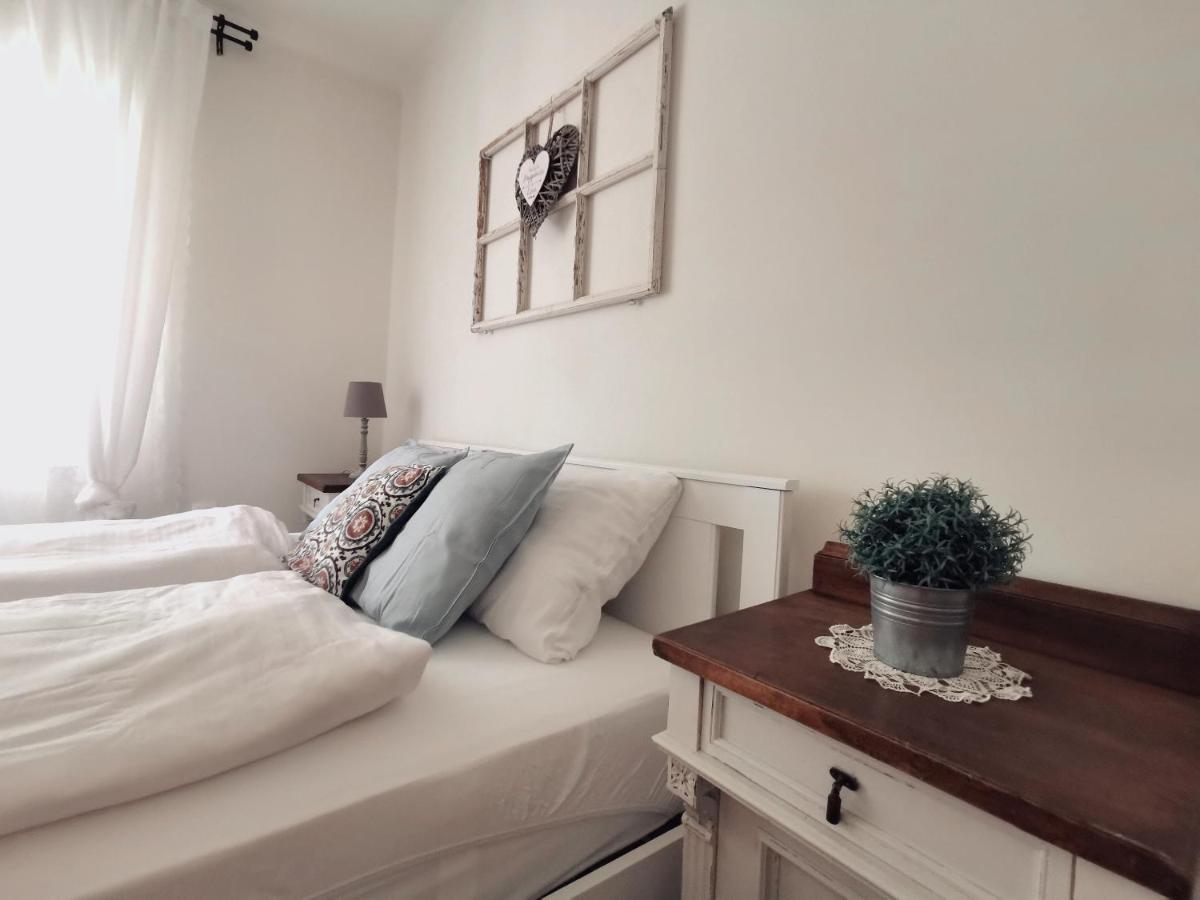 Family Garden Apartmanhaz Σίοφοκ Εξωτερικό φωτογραφία