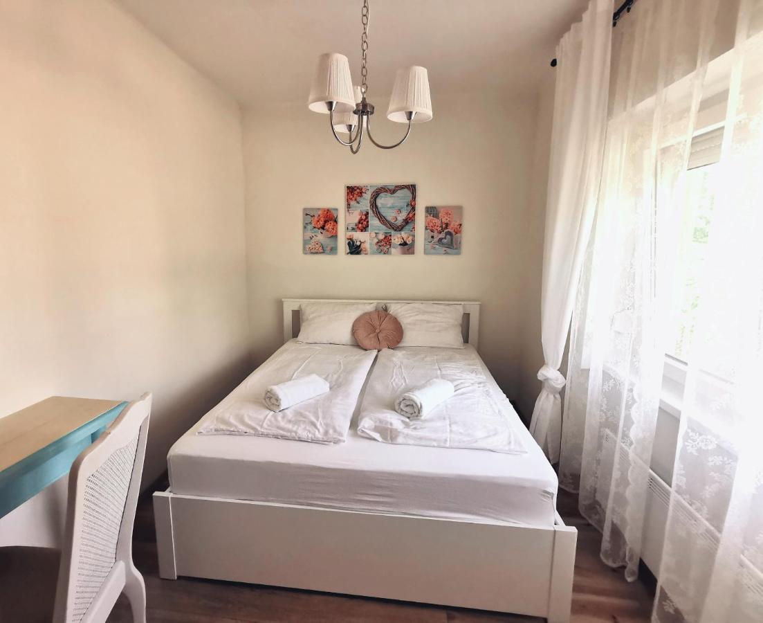 Family Garden Apartmanhaz Σίοφοκ Εξωτερικό φωτογραφία